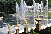 Фонтаны - визитная карточка Петергофа. // spbfoto.spb.ru
