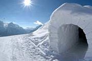 Туристам нравится жить в иглу. // ski.ru