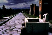 Ночью в Помпеях // pompeiisites.org