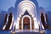 ОАЭ привлекают туристов несмотря ни на что. // ДТКМ-Москва