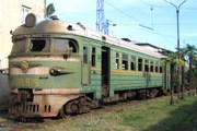 Электричка на станции Сухуми // zkvzhd.abhazia.com