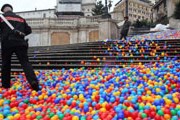 Полиции пришлось оцепить лестницу. // repubblica.it
