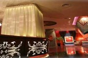 Лобби в отеле Luxe Manor // asiatravel.com