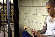 Незнание закона не освобождает туриста от ответственности. // Prison Break