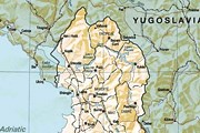 Где-то здесь расположено Албанское море. // Wikipedia