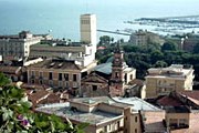 Старинный город Салерно ждет гостей. // wikimedia.org