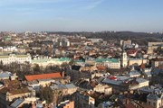 Вид с ратуши на восточную часть города. // Wikipedia