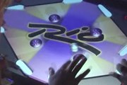 В Лас-Вегасе установлены столы Microsoft Surface. // video.msn.com