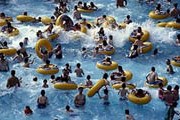 30 тысяч туристов отдыхало в Будве в конце августа. // GettyImages