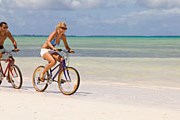 Туристы смогут проехать вдоль всей Куршской косы. // GettyImages