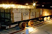 Вагонетка для перевозки соли – экспонат музея. // undergroundmuseum.org