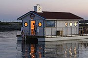 Плавучая сауна // saunaline.com