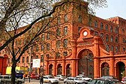 Отель расположен на территории бывшей фабрики. // manufaktura.com