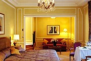 Отель Crillon подготовил культурную программу для своих гостей. // crillon.com