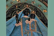 Скульптура Черной Мадонны в церкви Notre-Dame de la Daurade. // 100megsfree4.com