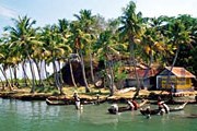 Даже пляжи Гоа закрыты из-за забастовки. // indiya-goa.ru