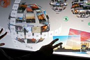 Сферы с файлами можно вращать руками. // trendhunter.com