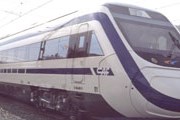 Высокоскоростной поезд турецких железных дорог // caf.net