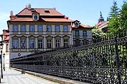 После Второй мировой войны дворец и сад отошли государству. // prahatur.ru