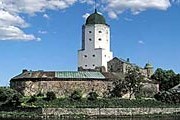 Выборгский замок построен в 1293 году. // wikipedia.org