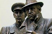 Памятник установлен возле МВД. // unian.net
