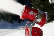Снежные пушки позволят лыжникам кататься здесь даже летом. // is-sport.ru