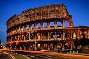 Колизей - одна из самых посещаемых достопримечательностей. // GettyImages / Simeone Huber