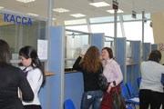Стоимость услуг визовых центров различается в разных городах. // utravel.ru