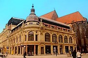 Отель расположен в центре города. // wikimapia.org