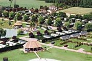 Палаточный городок Ла-Круа-дю-Вьё-Пон // keycamp.co.uk