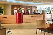 Лобби отеля Ibis Basel Bahnhof // ibishotel.com