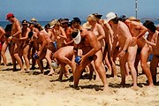 Нудистам в Варшаве приходится отдыхать "дикарем". // naturisme.cat