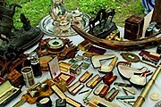На блошином рынке можно найти все что угодно. // blomarket.ru