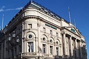 Отель разместится в здании Трокадеро. // arthurlloyd.co.uk