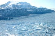 Ледник Кангердлугссуак считается самым быстрым в мире. // zdnet.com