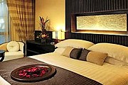 Новый отель расположен неподалеку от гавани. // lastminutemaldives.com
