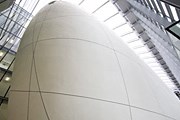 Дарвиновский центр имеет вид кокона. // David Levene