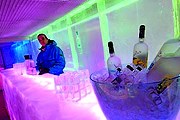Ледяной бар в Бордо - один из самых больших в Европе. // AFP