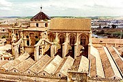 Мечеть можно будет посетить ночью. // wikimedia.org