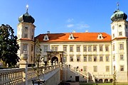 Замок готовится к новому туристическому сезону. // kudyznudy.cz