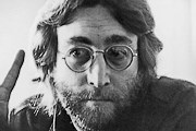 На выставке будут представлены личные вещи и фотографии. // wordpress.com