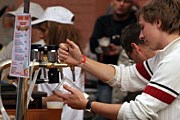Около 100 сортов пива предложит гостям фестиваль. // magerfest.ru