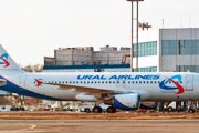 Самолет авиакомпании "Уральские авиалинии" // Travel.ru