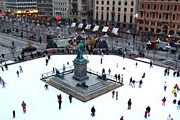 Каток на площади Kungsträdgården // kungstradgarden.se
