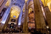 Пользователи могут совершить виртуальную экскурсию по собору. // sevillaen360.es