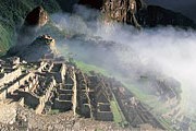 Мачу-Пикчу ежедневно посещают 2,5 тысячи человек. // Peter Adams