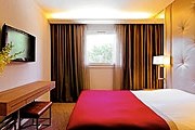 Отель делает подарок женщинам. // hotel-mermoz.com