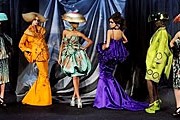 Диор вернул в моду женственность. // chicstories.com