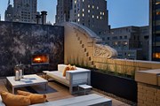 Терраса отеля AKA Central Park // hotelaka.com