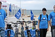 "Мобильных информаторов" легко узнать. // turystyka.wp.pl